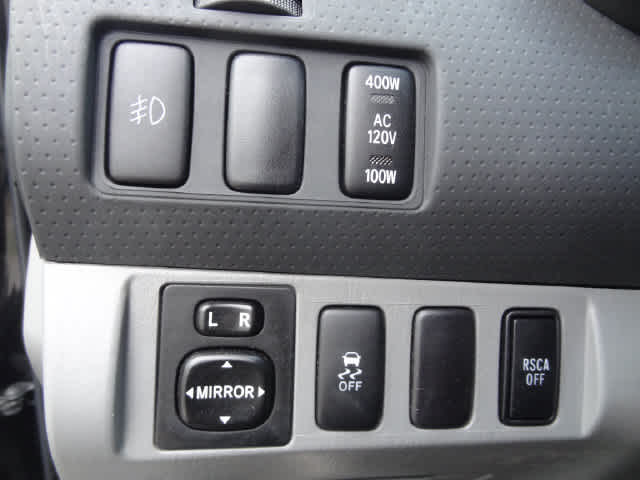 2015 Toyota Tacoma 4WD Double Cab V6 AT (Natl)