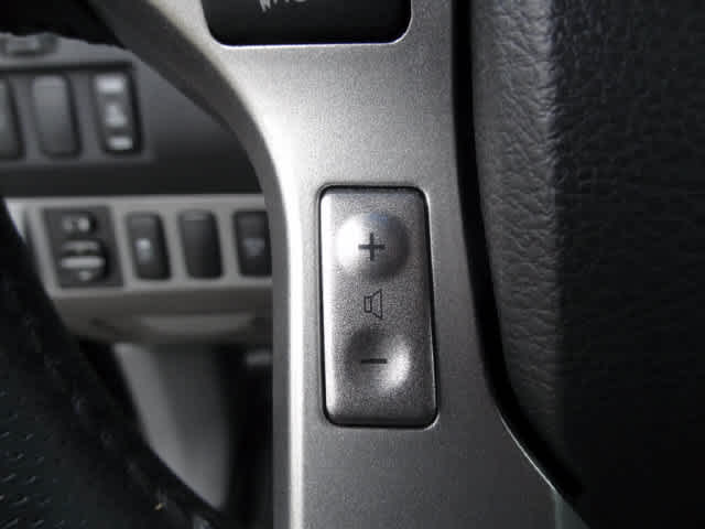 2015 Toyota Tacoma 4WD Double Cab V6 AT (Natl)