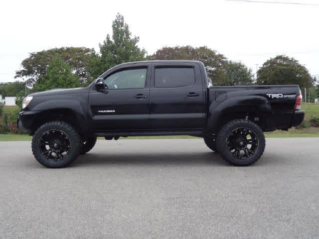 2015 Toyota Tacoma 4WD Double Cab V6 AT (Natl)