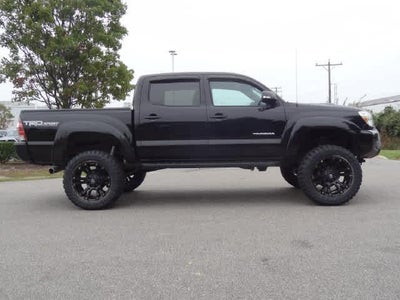 2015 Toyota Tacoma 4WD Double Cab V6 AT (Natl)