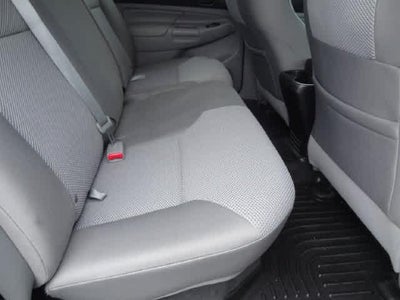 2015 Toyota Tacoma 4WD Double Cab V6 AT (Natl)