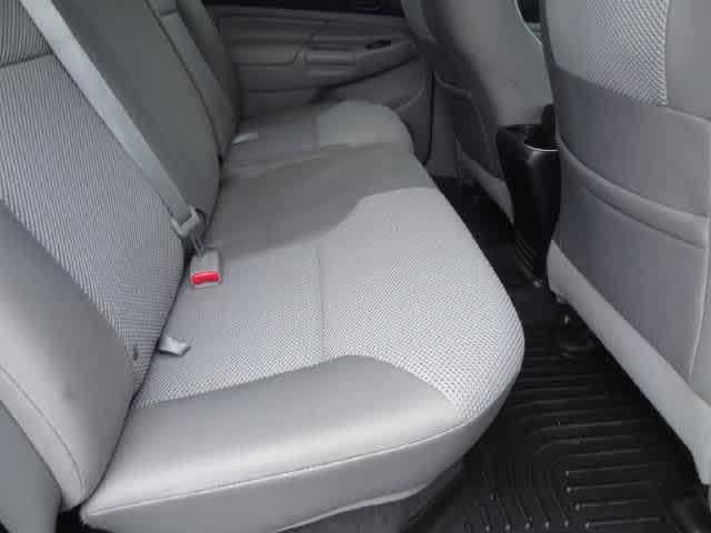 2015 Toyota Tacoma 4WD Double Cab V6 AT (Natl)