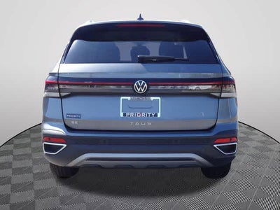 2025 Volkswagen Taos SE