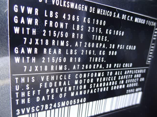 2025 Volkswagen Taos SE