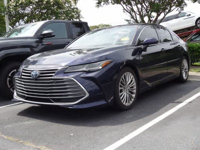 2022 Toyota Avalon Hybrid Limited