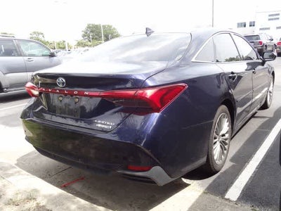2022 Toyota Avalon Hybrid Limited