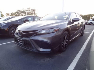 2022 Toyota Camry SE