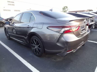 2022 Toyota Camry SE