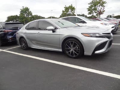 2023 Toyota Camry SE