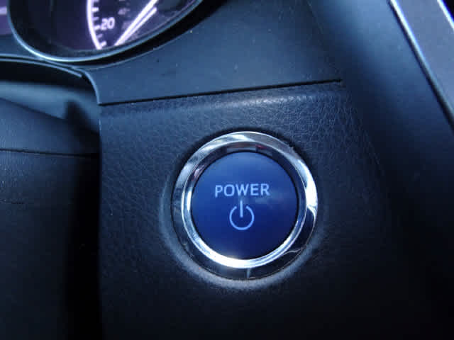 2023 Toyota Camry Hybrid XSE