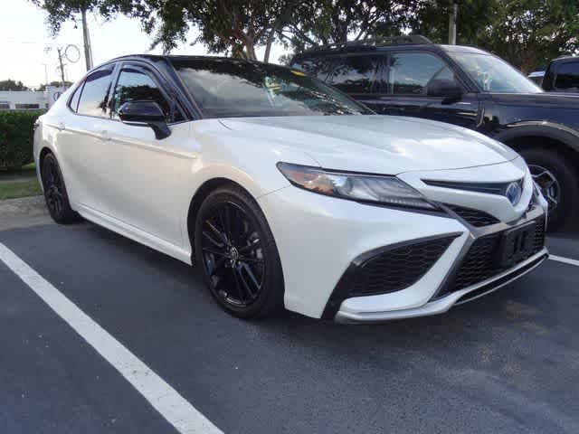 2023 Toyota Camry Hybrid XSE