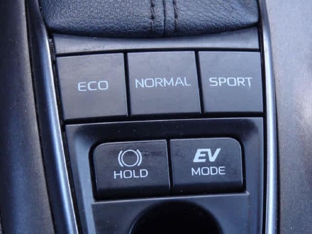 2023 Toyota Camry Hybrid XSE