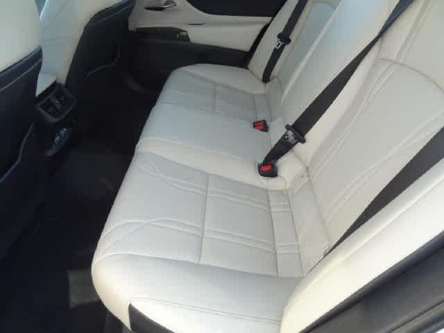 2024 Lexus ES 350 Luxury