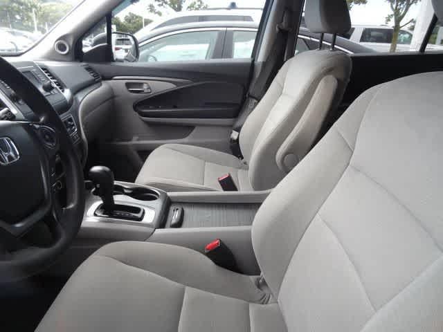 2017 Honda Pilot LX