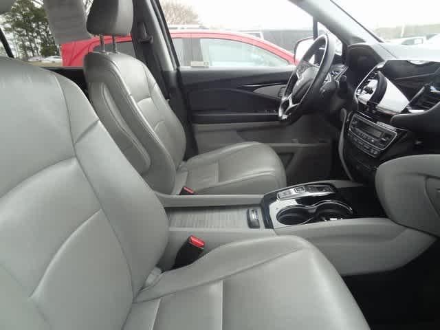 2019 Honda Pilot Touring 8-Passenger