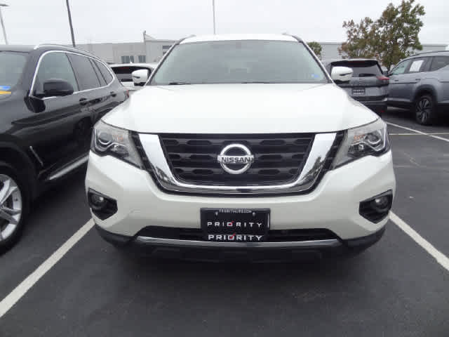 2020 Nissan Pathfinder SL