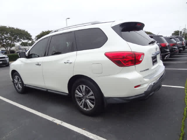 2020 Nissan Pathfinder SL