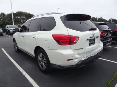 2020 Nissan Pathfinder SL