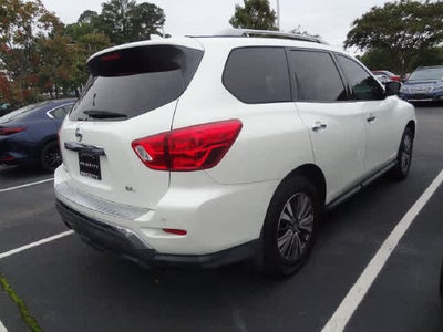 2020 Nissan Pathfinder SL