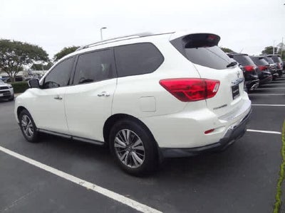 2020 Nissan Pathfinder SL