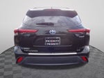 2023 Toyota Highlander Hybrid Bronze Edition
