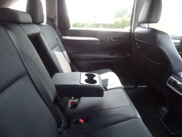 2015 Toyota Highlander LE Plus
