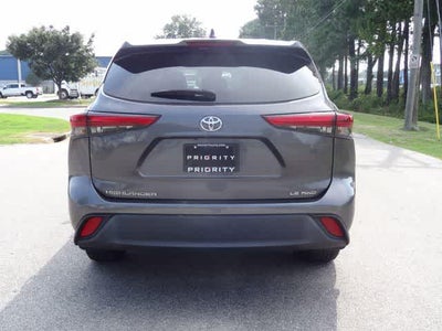 2022 Toyota Highlander LE