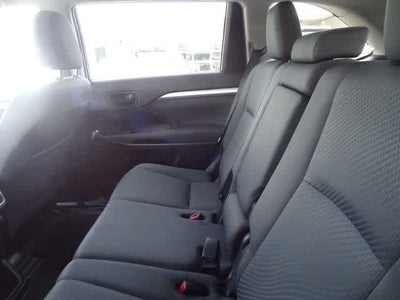 2019 Toyota Highlander LE