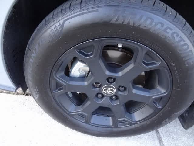 2025 Toyota Sienna Woodland Edition