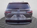 2023 Toyota Sienna Platinum