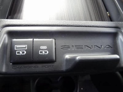 2023 Toyota Sienna Platinum