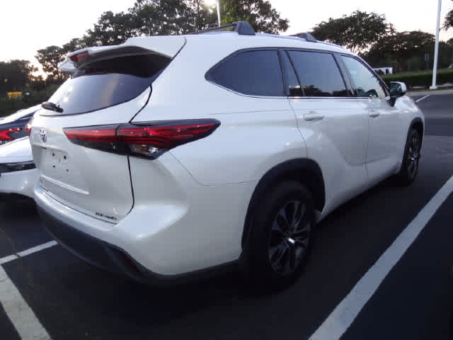 2021 Toyota Highlander XLE