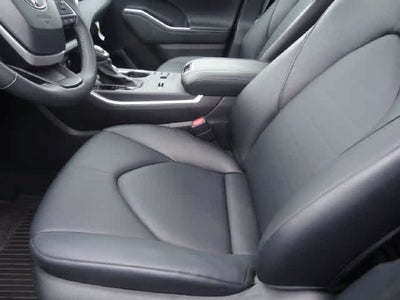 2026 Toyota Highlander Hybrid XLE