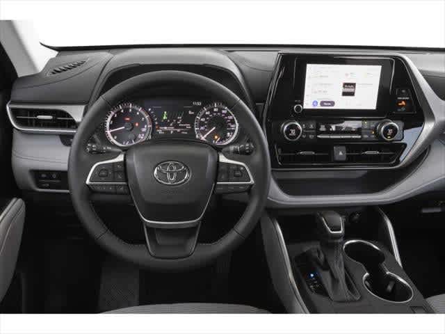 2025 Toyota Highlander LE