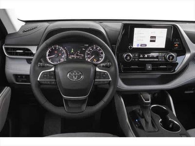2025 Toyota Highlander LE