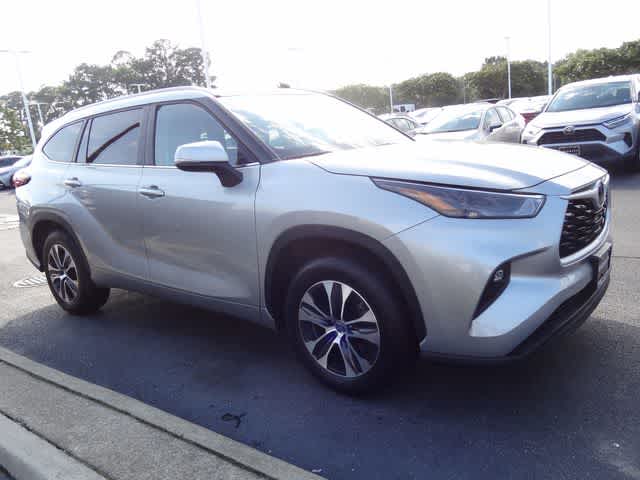 2025 Toyota Highlander XLE