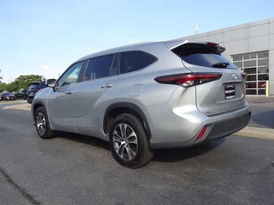 2025 Toyota Highlander XLE