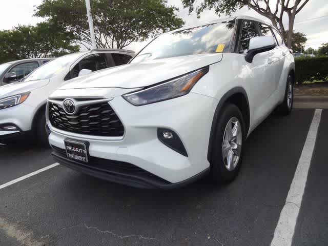 2023 Toyota Highlander LE