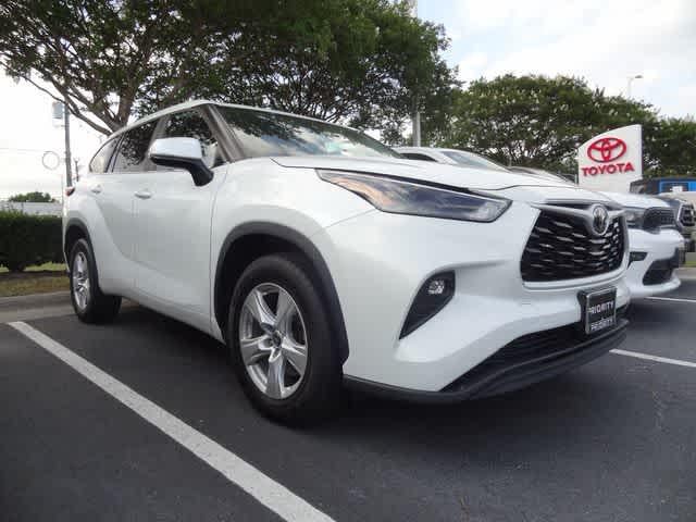 2023 Toyota Highlander LE
