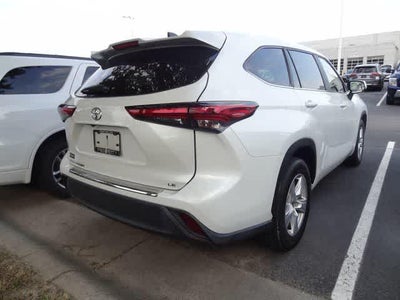 2023 Toyota Highlander LE