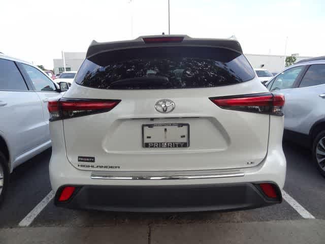 2023 Toyota Highlander LE