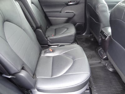 2026 Toyota Highlander XLE