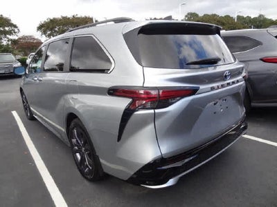 2024 Toyota Sienna XSE