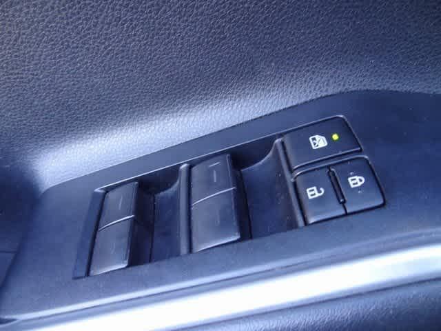 2023 Toyota Highlander Hybrid LE