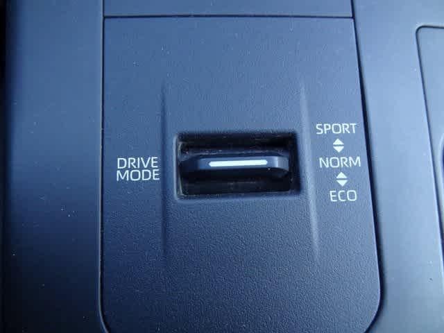 2023 Toyota Highlander Hybrid LE