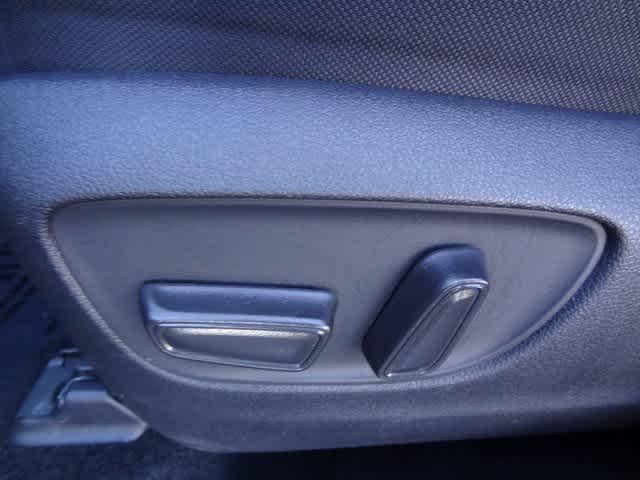 2023 Toyota Highlander Hybrid LE