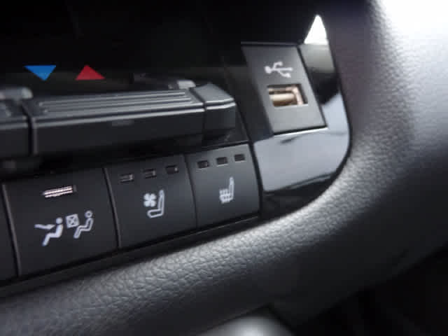 2023 Toyota Tundra Limited Hybrid