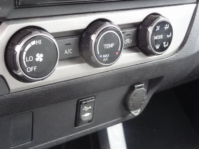 2017 Toyota Tacoma SR5