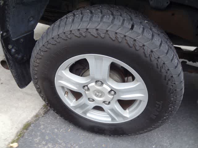 2010 Toyota Tundra Dbl 5.7L V8 6-Spd AT (Natl)