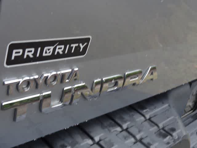 2010 Toyota Tundra Dbl 5.7L V8 6-Spd AT (Natl)